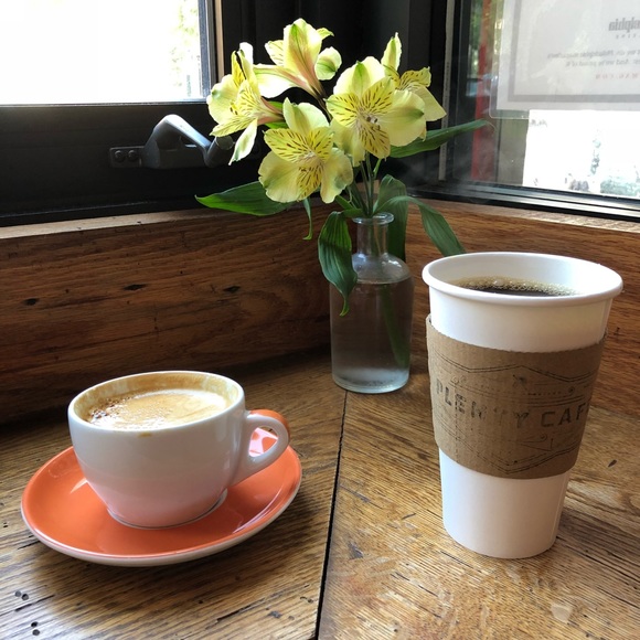 Meet your Posher, Kim_EEH - Picture 1 of 1